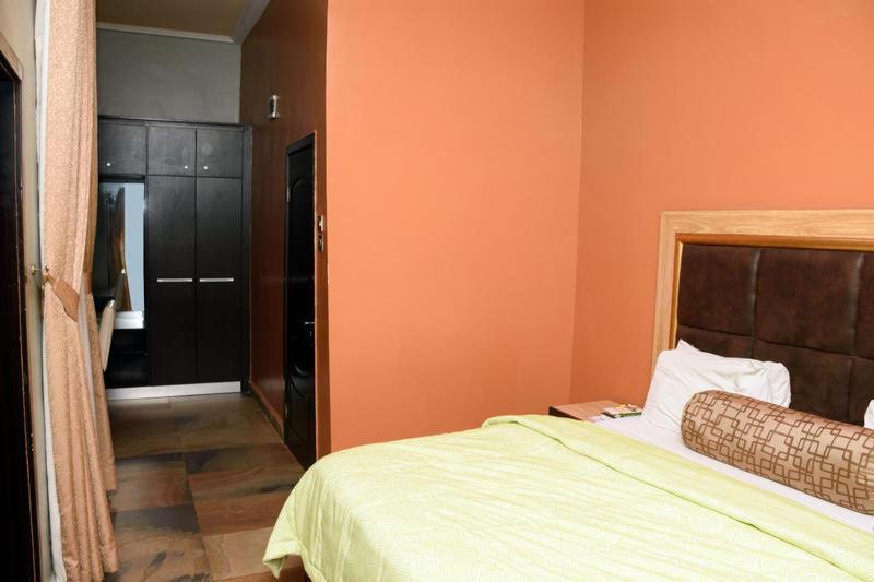 Hard Break Hotel Енугу Екстер'єр фото