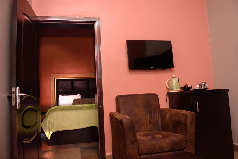 Hard Break Hotel Енугу Екстер'єр фото