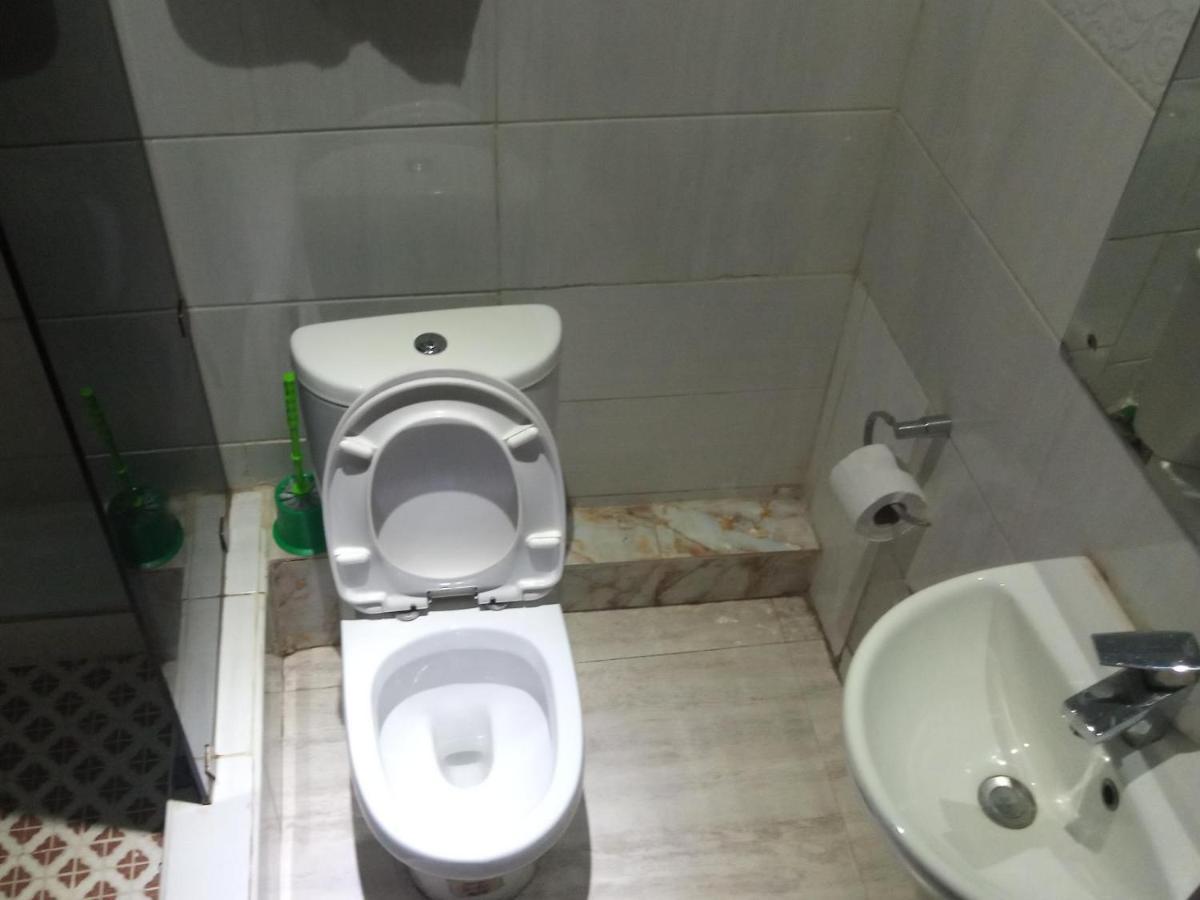 Hard Break Hotel Енугу Екстер'єр фото