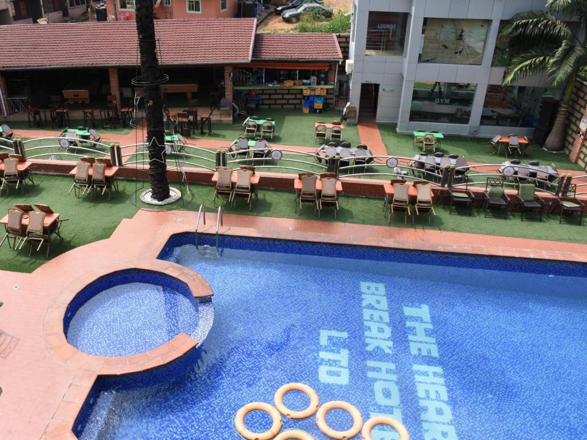 Hard Break Hotel Енугу Екстер'єр фото