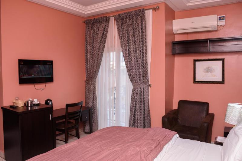 Hard Break Hotel Енугу Екстер'єр фото